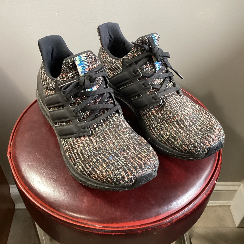 Adidas UltraBoost Sz10